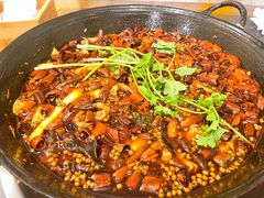 -鸿顺老铁锅美蛙鱼府(解放碑店)
