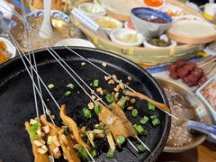 -包整·丝娃娃(一览甲秀楼风景店)