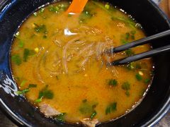 牛肉粉丝汤-大龙汤包