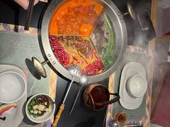 -廖掌柜·重庆鲜货火锅(上海首店)