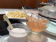 -黄记煌三汁焖锅(新佳丽江汉路店)