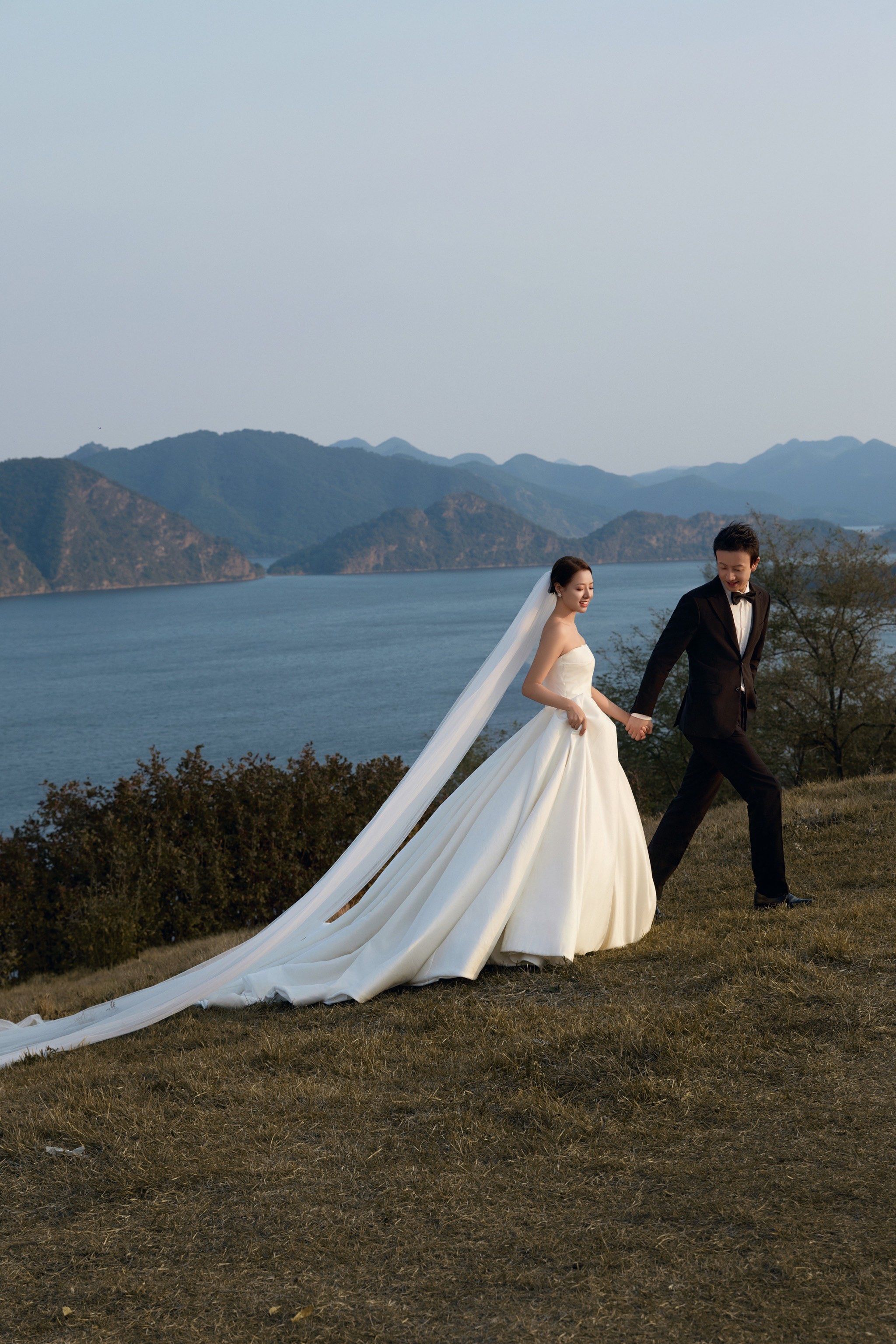 山野唯美婚纱照👰爱浪漫爱自由更爱你
