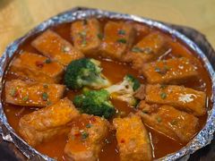 鲍汁手工豆腐-东方之猪四更烤乳猪(金垦总店)
