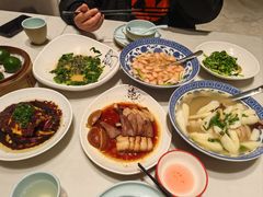 -泓历皇朝酒店(东亭店)