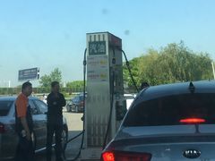 -中国石化东台服务区（沈阳方向）加油站