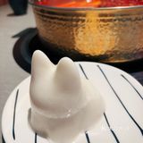 冬日温暖的酸汤猪蹄火锅