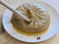 蟹黄汤包-怡园饭店-餐厅(四望亭店)