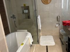 -青岛海尔洲际酒店