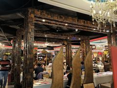 -四海一家自助餐(益田假日广场店)