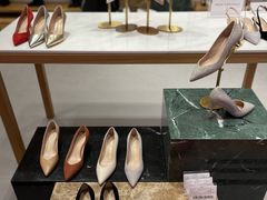 -STUART WEITZMAN(静安嘉里中心店)