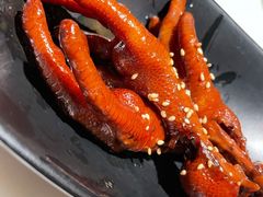 连骨头都不剩的鸡爪-佬肥猫(国华广场店)