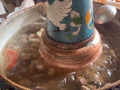 -毛辣果·贵州红酸汤牛肉火锅(西单店)