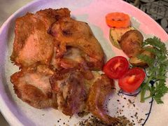 -樱花里音乐餐吧·牛扒椰子鸡(东圃店)