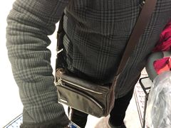 -盒马鲜生(财富中心店)