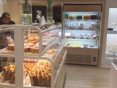 面包甜点陈列柜-好利来(北新桥店)