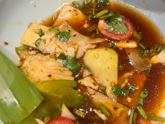 -老滇山寨•云南特色菜•地方菜•民族风情歌舞表演(金碧店)