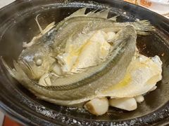 金榜黄花鱼-恭喜上堓砂锅焗·海鲜大排档(闵行龙湖店)