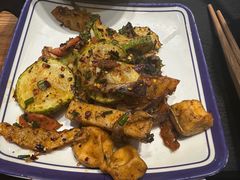 -云阿蛮云南生烫牛肉米线(奉贤路店)