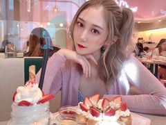 -Dazzling Cafe 蜜糖吐司专卖店