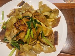 -黄泥岗·地道湖北菜(奥特莱斯店)