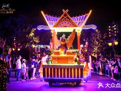 -七彩云南欢乐世界