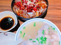 -老城区炭火牛蛙锅(国展中心店)