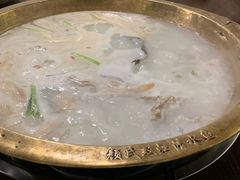 -颜氏双江清水鱼一养身火锅(磁器口店)