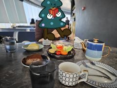 -Hi City·城市之巅