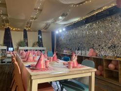 -小蜜蜂农场(凯德七宝购物广场店)