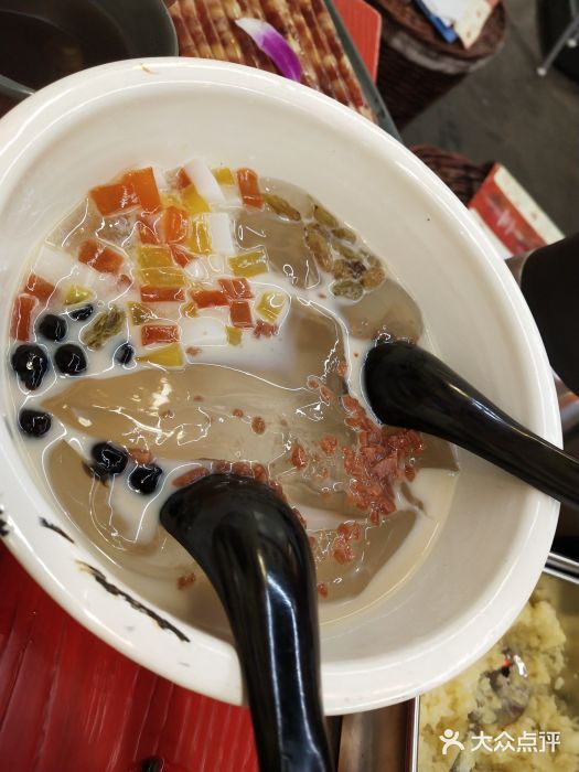 谭鸭血老火锅(吾悦广场店)奶茶冰粉图片