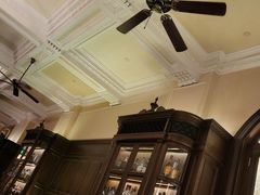 -LONG BAR 廊吧(外滩华尔道夫酒店)