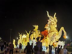 -淄博花灯齐彩城