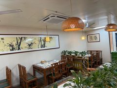 -何哥鲜鱼餐厅(龙湖花园店)