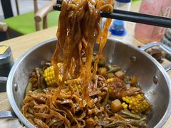 -内蒙焖面大盆骨餐馆(山大路店)