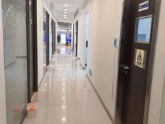 -瑞尔齿科(颐堤港诊所)