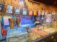 -领鲜活海鲜榴莲自助火锅(东门店)