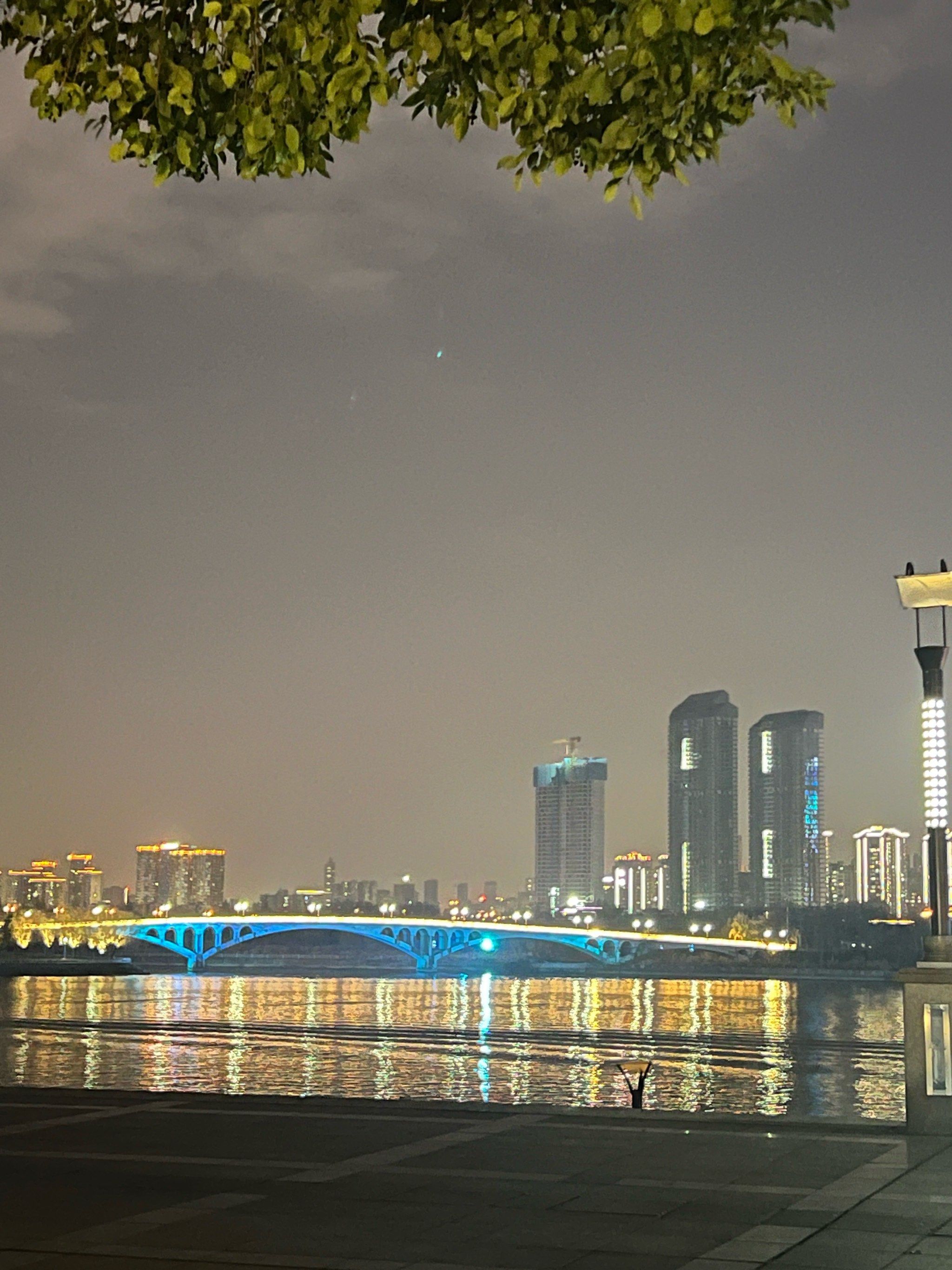湘江边的夜景美不胜收