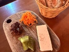 -羽深肉铺 Steak & Wine