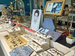 -Trend1881视光·蔡司视觉(领展广场店)