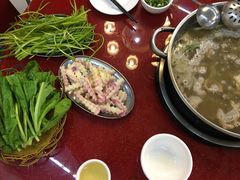 -老石黑山羊毛驴肉火锅(金凯广场店)