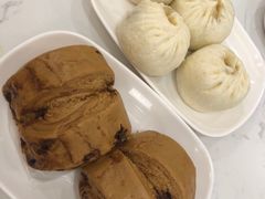 -李与白包子铺(桐梓林店)