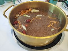 -阿鹏故事野生菌火锅(古城店)