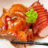 在赛车比赛现场吃美食！！！