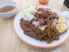 -瑞霖·隆江猪脚饭