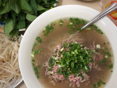 生牛肉pho-Pho Hoa Pasteur