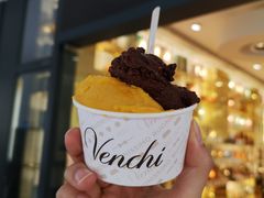 -VENCHI 闻绮(上海佛罗伦萨小镇店)
