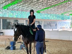 -名驭国际马术学院