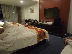 -紫东瑞亨酒店(牛市口地铁站店)