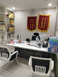 -苗医生专业祛痘·皮肤管理