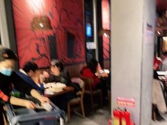 等位区-管氏翅吧(台湾街店)